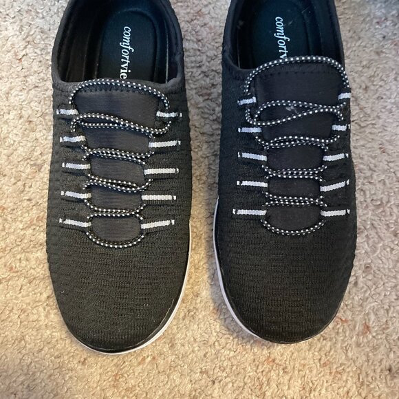 Women Comfortview Sneakers Size 8 WW Black Slip On - Picture 5 of 7